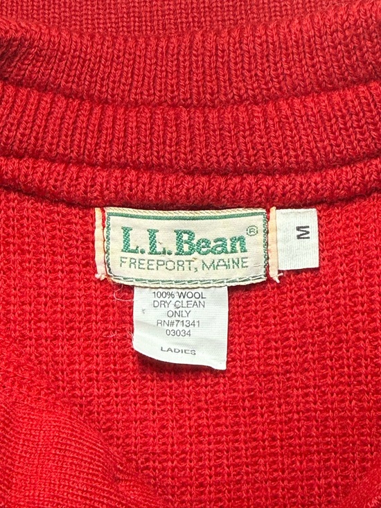 Vintage L.L. Bean Women's Vivid Red 3 Button Mock Neck Sweater - Picture 4 of 8